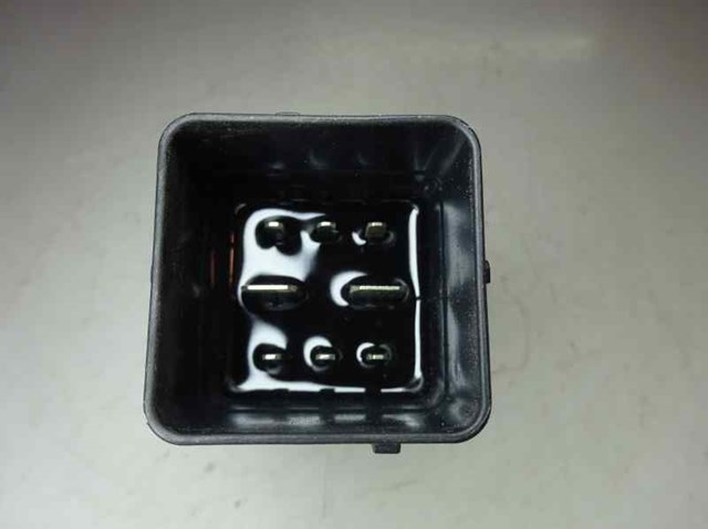 Relé de precalentamiento 9803299780 FORD