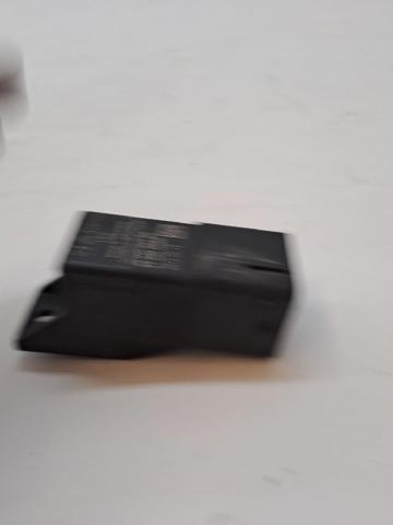 Relé de bujía de precalentamiento Ford Fiesta