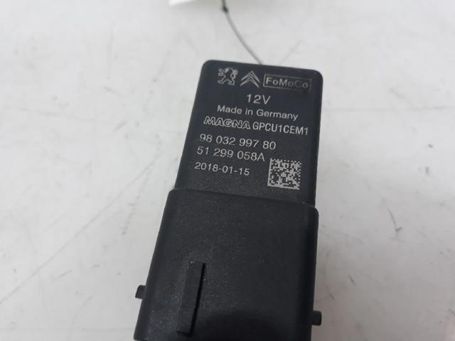 Caja precalentamiento bujias 9803299780 FORD