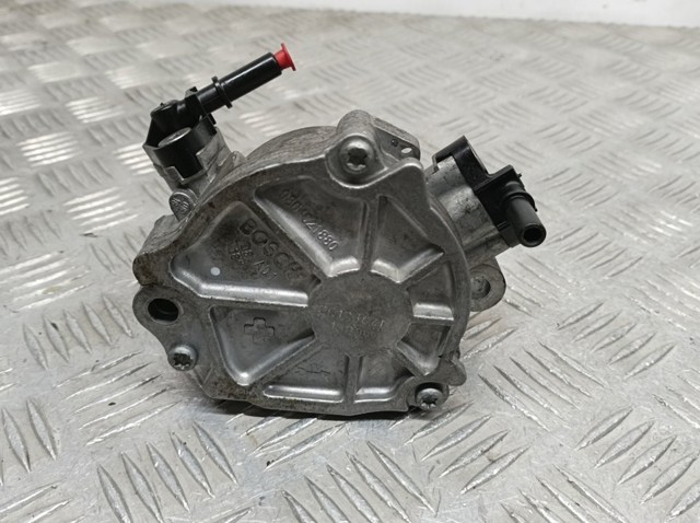 FORD 9804021880 Bomba de vacío  disponible Lugo