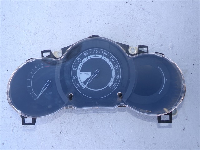 98041179XT Cuadro instrumentos  en stock Castellón