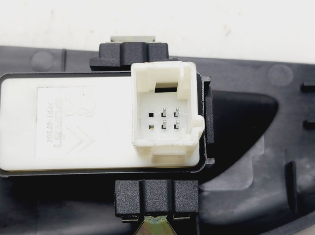 98044803ZD OPEL Botón de encendido del motor del elevalunas delantero derecho  disponible Ourense