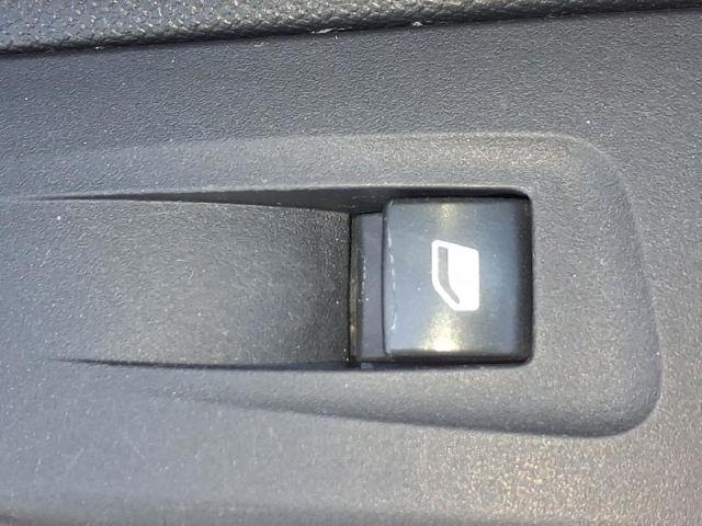 98044803ZD OPEL Botón de elevalunas delantero derecho comprar Bilbao