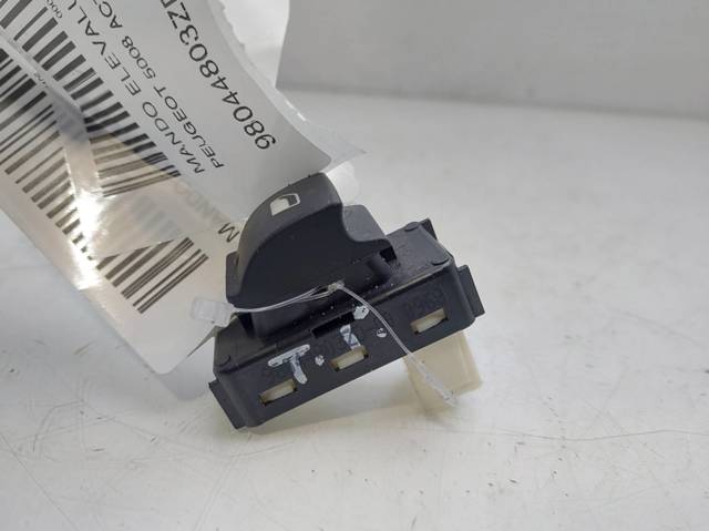 98044803ZD Botón de elevalunas delantero derecho comprar Almería