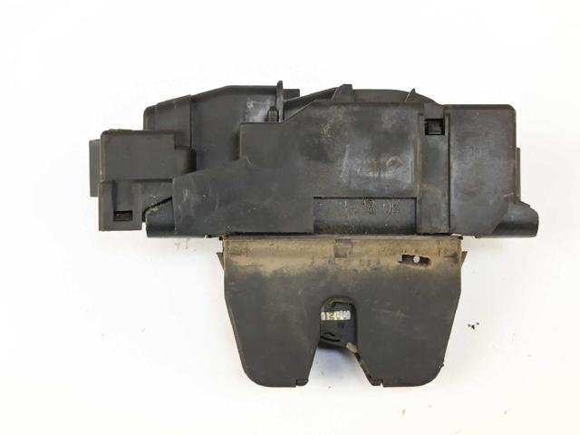 PEUGEOT 9804762080 Cerradura de maletero comprar Tarragona