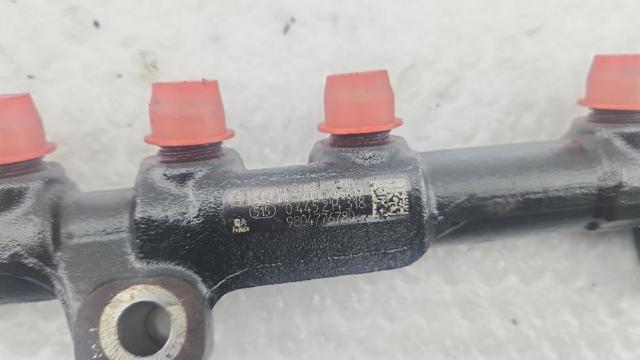 9804776780 Rampa de combustible  comprar en Reus