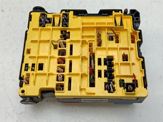9804848580 PEUGEOT Caja de fusibles comprar Alcalá