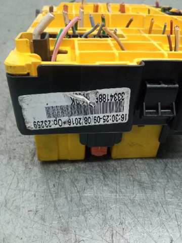 PEUGEOT 9804848580 Caja de fusibles  disponible España