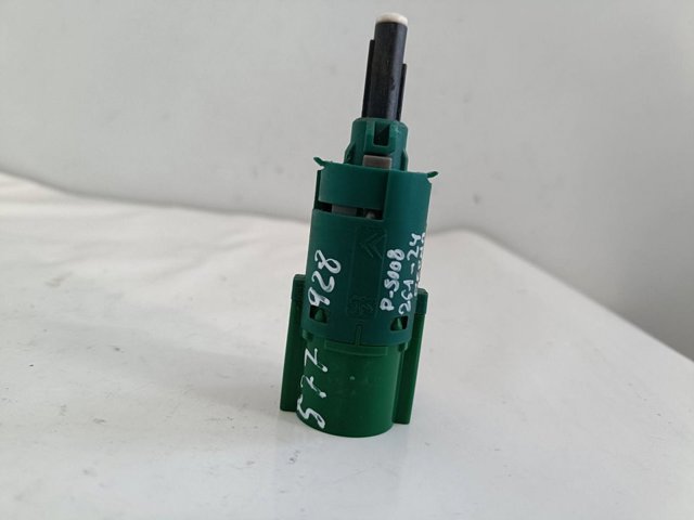 9804869480 PEUGEOT Interruptor de luz de freno  en stock Huelva