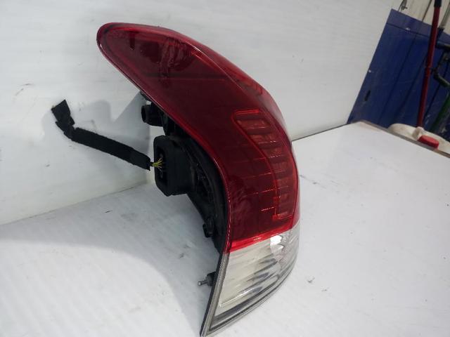 9805510580 Piloto trasero exterior izquierdo  comprar en Pontevedra