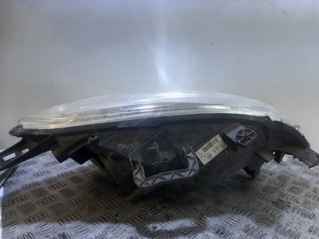 PEUGEOT 9806306180 Faro izquierdo  disponible España