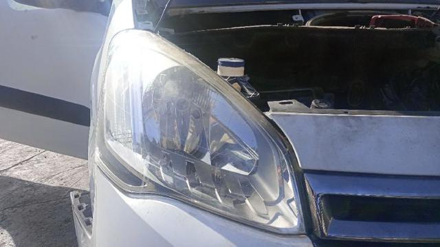 9806306580 Faro derecho comprar Sevilla