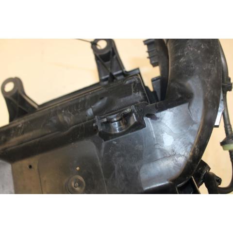 9806561080 Caja del filtro de aire  disponible Utrera