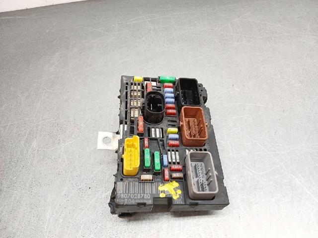 Caja de fusibles para Citroen Berlingo B9