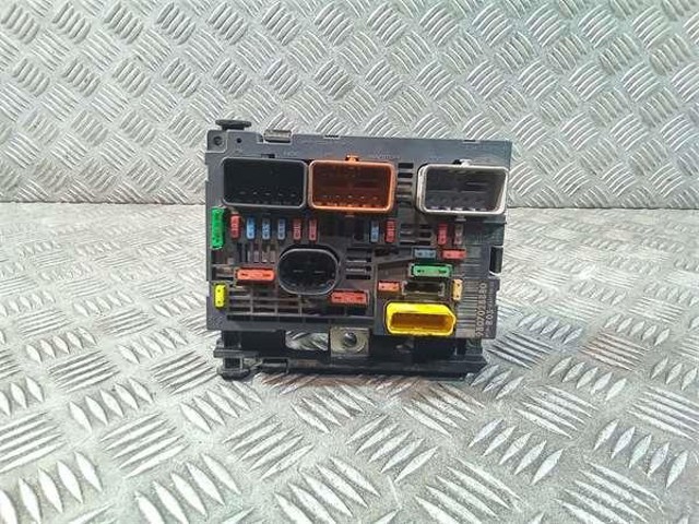 Comprar Caja reles Partner III K9