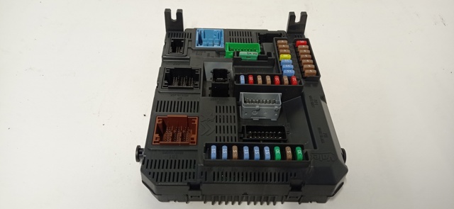 9807054180 Unidad de control del motor (ECU)  disponible Utrera