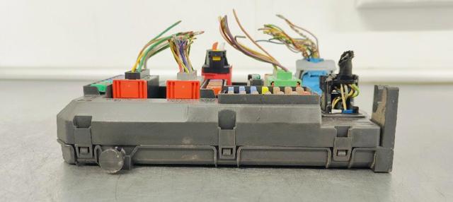9807054180 Unidad de control del motor (ECU)  disponible Burgos