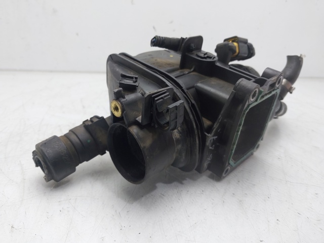 Caja termostato para Citroen C4  (3D)