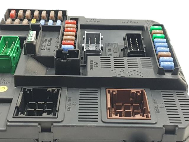 Caja de fusibles Peugeot 208 CA, CC