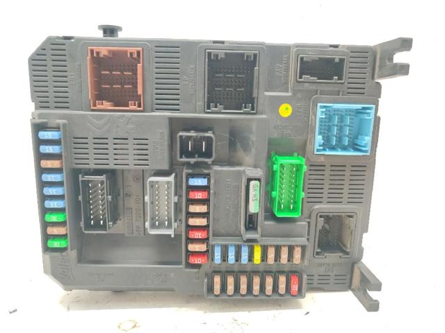 Caja de fusibles Peugeot 208 CA, CC