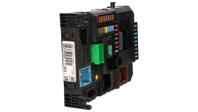 Caja de fusibles Peugeot 208 CA, CC