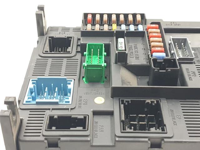 Caja de fusibles Peugeot 208 CA, CC