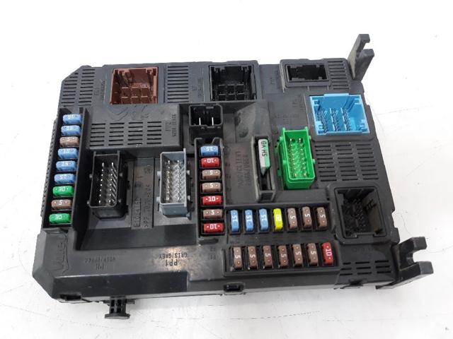 Caja de fusibles Peugeot 208 CA, CC