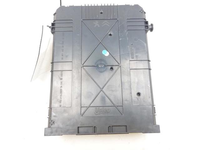 PEUGEOT 9807531680 Caja de fusibles  en stock Terrassa