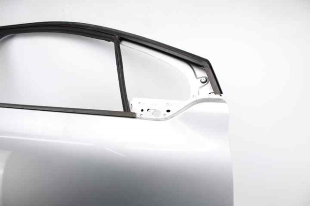 9807820680 PEUGEOT Puerta delantera derecha  en stock Córdoba