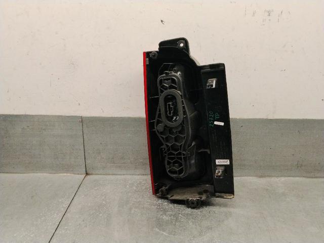 9808243080 PEUGEOT Piloto trasero derecho  en stock Gandía