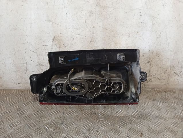 Piloto trasero derecho 9808243080 PEUGEOT