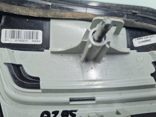 PEUGEOT 9808624780 Piloto trasero interior derecho  comprar en Murcia