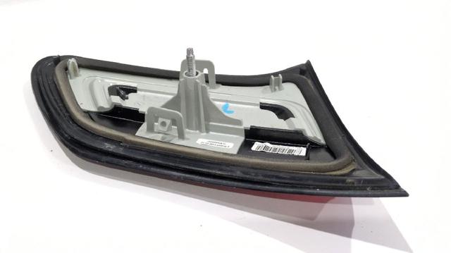 PEUGEOT 9808624780 Piloto trasero interior derecho  disponible Valladolid