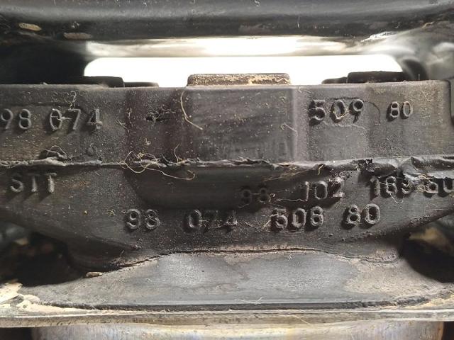 9810216980 PEUGEOT Soporte del soporte izquierdo del motor  comprar en Oviedo