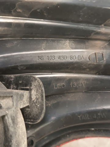 9810343080 Piloto trasero izquierdo  en stock Granada