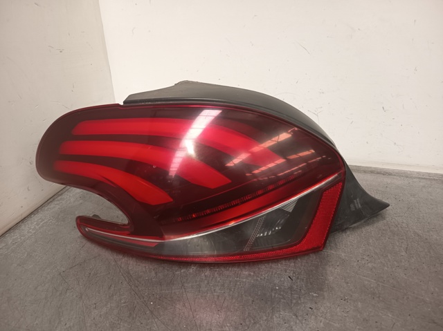 9810343080 Piloto trasero izquierdo  comprar en Zaragoza