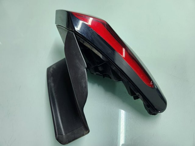 PEUGEOT 9810477180 Piloto trasero exterior izquierdo  comprar en Murcia