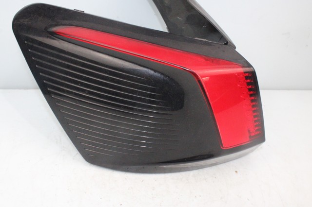 9810477180 PEUGEOT Piloto trasero exterior izquierdo  disponible Vigo