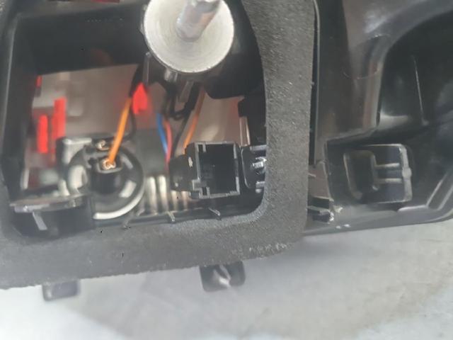 9810477180 PEUGEOT Piloto trasero exterior izquierdo  disponible Ourense