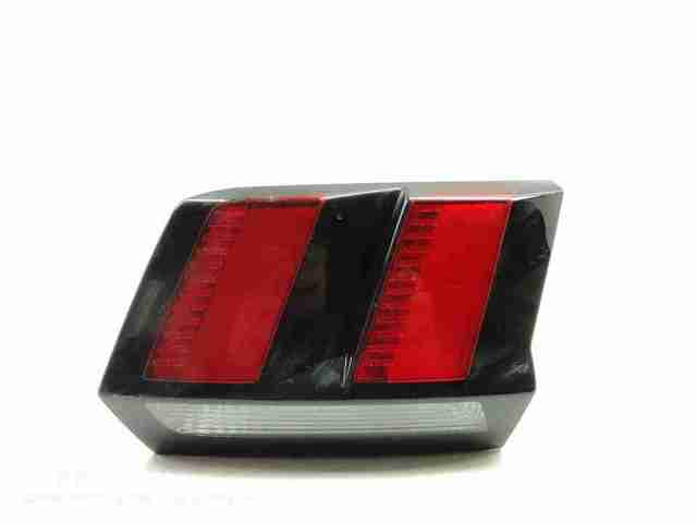 PEUGEOT 9810477780 Piloto trasero interior derecho  disponible Valladolid