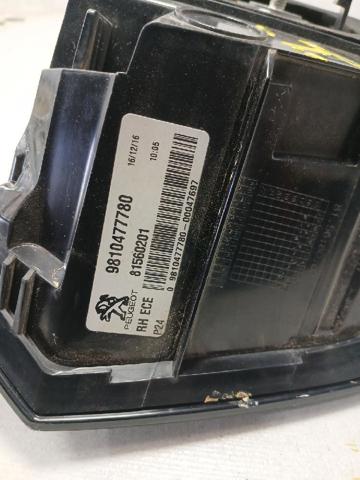 PEUGEOT 9810477780 Piloto trasero interior derecho comprar Tarragona