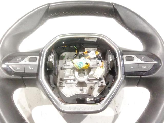 98105487AU Volante comprar Girona