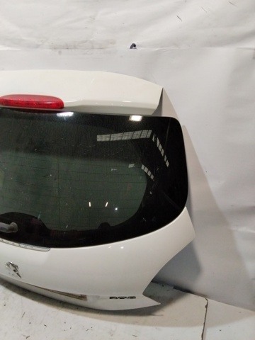 Puerta Trasera de maletero (3/5a Puerta Trasera) Peugeot 208 CA, CC