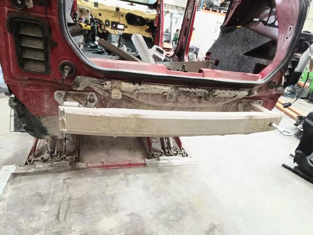 Refuerzo parachoque trasero Citroen C3 II (2R, 2C)