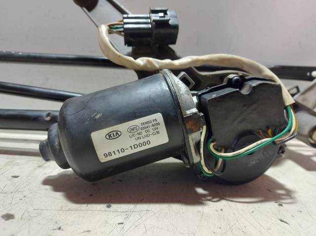 HYUNDAI 981101D000 Motor del limpiaparabrisas  comprar en Albacete