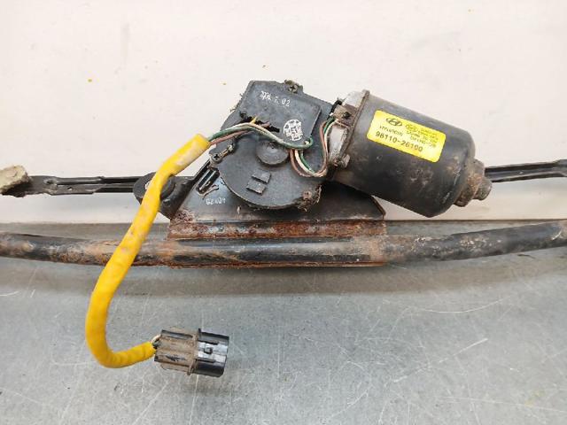 HYUNDAI 9811026100 Motor limpiaparabrisas  en stock Salamanca