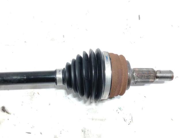 9811176880 Semieje delantero izquierdo  disponible Utrera