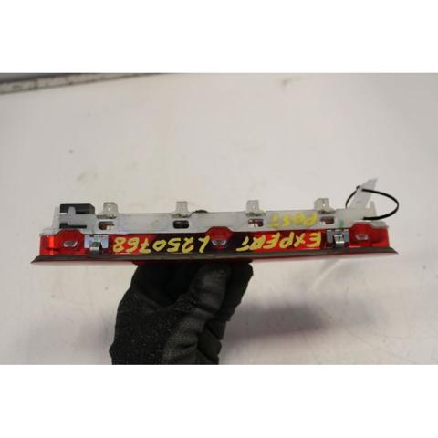 9811325980 PEUGEOT Tercera luz de freno  en stock Córdoba