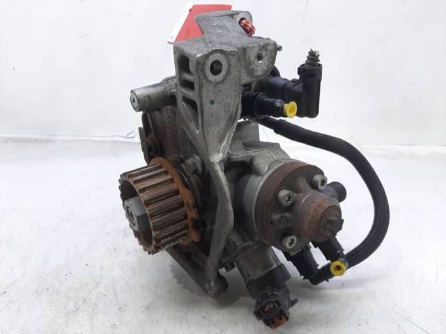 PEUGEOT 9811347380 Bomba inyectora  en stock Salamanca