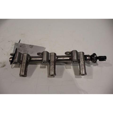 9811353880 PEUGEOT Rampa de combustible  comprar en Jaén